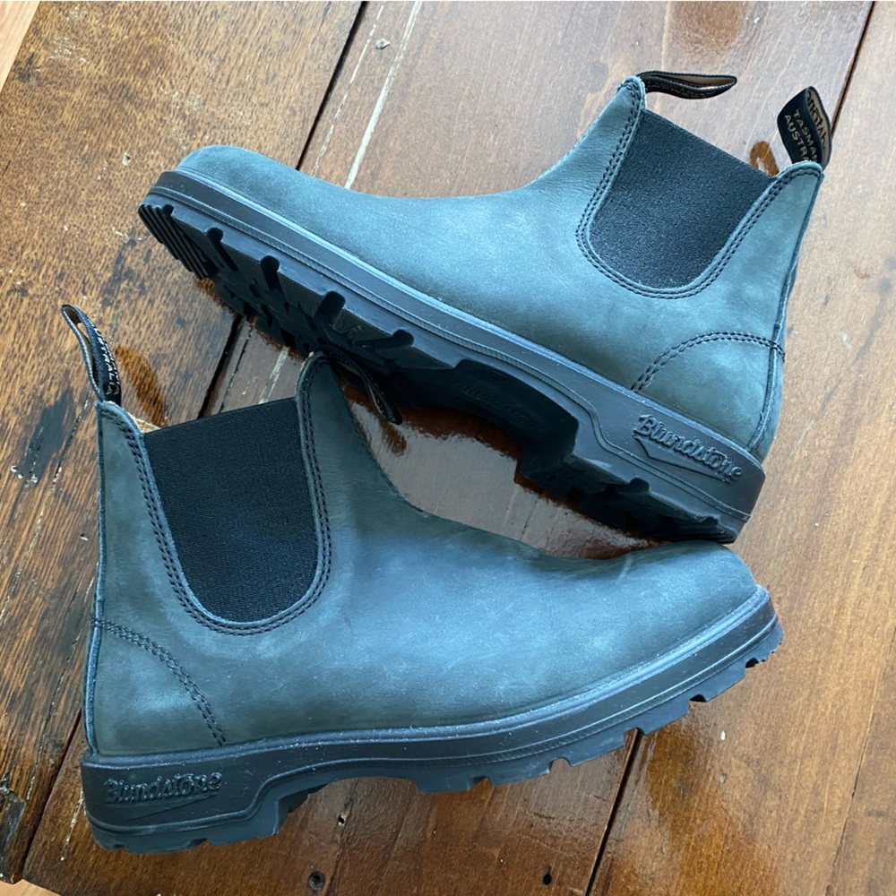 New Blundstone boots